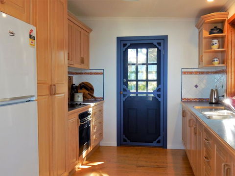 164 Mitchell Pde - Spectacular Views - Hotel WA 3