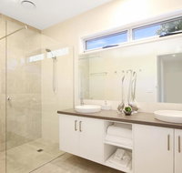 18 on Rayner - swish apartment Myrtleford