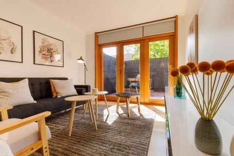 2 Bdrm Apt In Annandale With Courtyard & Parking - Hotel WA 2
