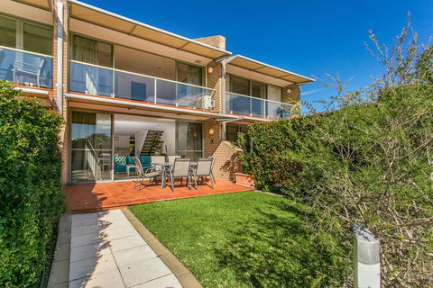 2 James Cook Apartments - Hotel WA 3