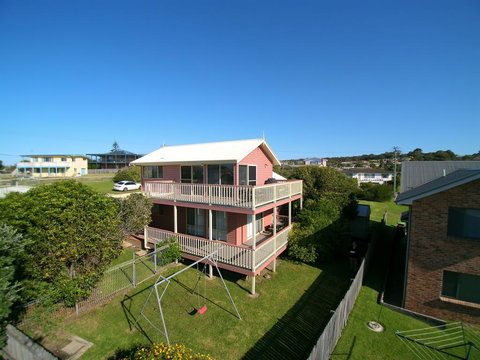 2 Jocelyn Street. Dalmeny - Hotel WA 1