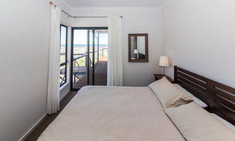 20 Lady Bay Road - Hotel WA 1