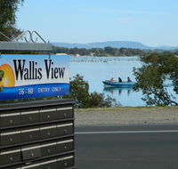 26 Wallis View - Opposite the Lake - 3 Bedroom Apartment - Sleeps 8 - Hotel WA