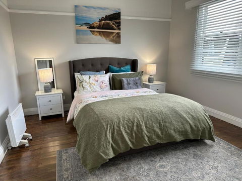Daisy Cottage On Duke 2BR - Hotel WA 2