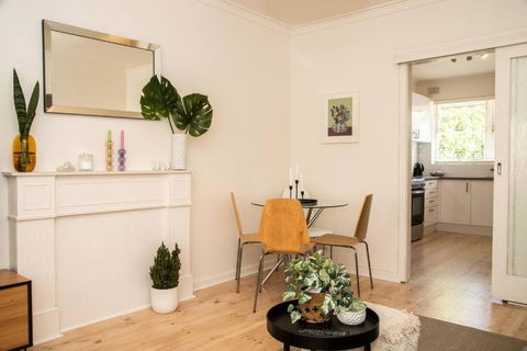 Cranbrook Courtyard - A Sunny City-fringe Retreat - Hotel WA 1