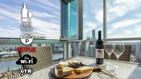 2BR EPIC VIEWS , CBD,  2 Cars , Pool, Wine, Gym, Netflix - Hotel WA 0