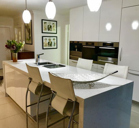 3 Divas Luxury Accommodation - Hotel WA 2