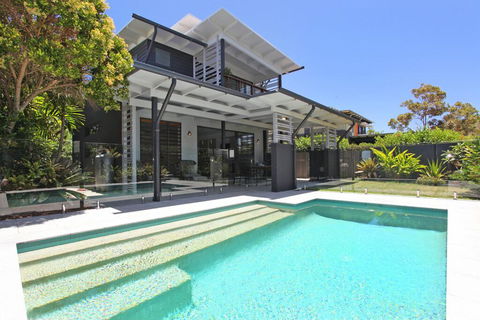 34 Boardrider Crescent, Mount Coolum - Hotel WA 0