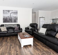 4 Bedroom Inner City Townhouse - SLEEPS 9  - Hotel WA