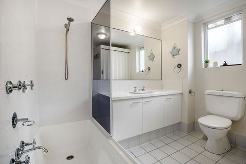 4 Cote D Azur 6 Douglas Street - Hotel WA 2