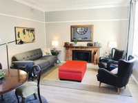Book Elderslie Accommodation Vacations Hotel WA Hotel WA