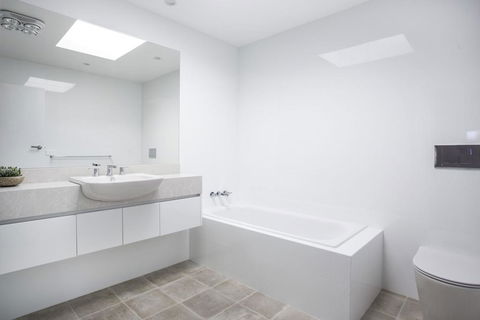 57 Carroll Ave Mollymook Beach - Relaxed Homely Retreat - Hotel WA 1
