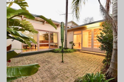 6 Bedroom Beautiful And Comfy Family House - Hotel WA 3