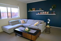 Book Pakenham Accommodation Vacations Hotel WA Hotel WA