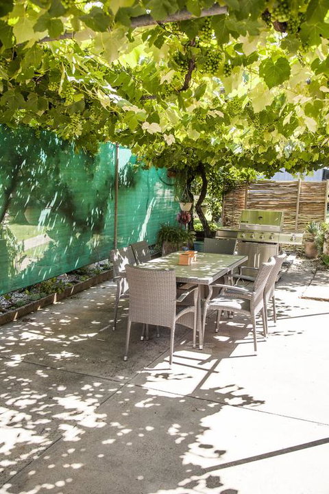 725 Myrtleford-Yackandandah Road - Hotel WA 3