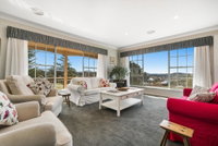 Book Molong Accommodation Vacations Hotel WA Hotel WA