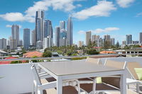 Book Surfers Paradise Accommodation Vacations Hotel WA Hotel WA
