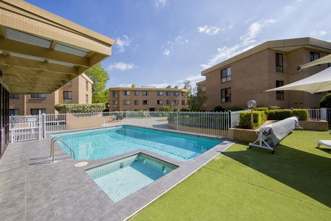 Accommodate Canberra - Kingston Court - Hotel WA 1