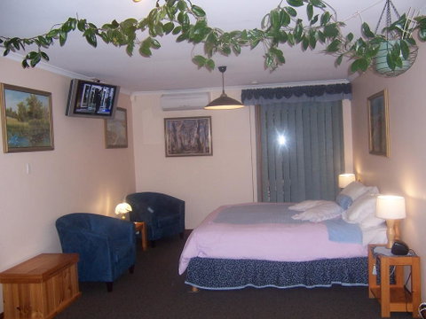 Adelaide Hills B&B Accommodation - Hotel WA 3