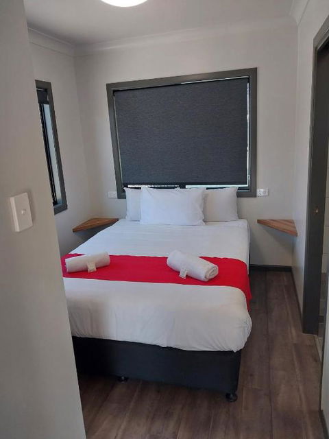 Emerald Tourist Park - Hotel WA 3