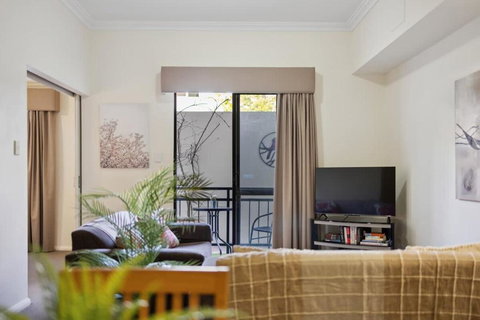 Fabulous Apt In Northbridge With Pool & WiFi - Hotel WA 1