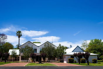 Fairlawn Estate with Hotel WA