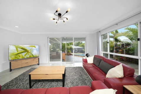 Family Escape Serene Oasis With Pool And AC - Hotel WA 1