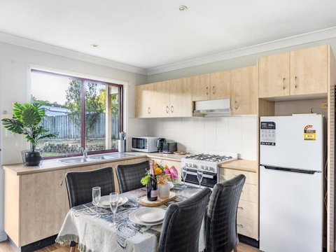 Great Value Stylish 2BR Granny Flat Heritage Park - Hotel WA 4