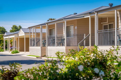 Highway 1 Holiday & Lifestyle Park - Hotel WA 1