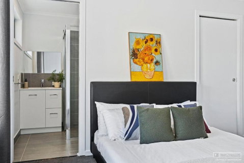 Hobart 4 Bedroom Cosy Stayz - Hotel WA 1