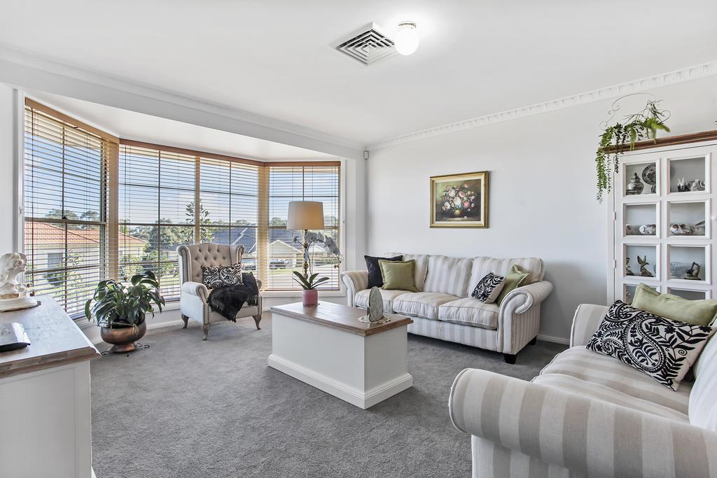 Oakhampton NSW Hotel WA