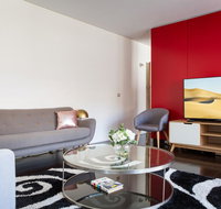 Apartment with Balcony and Parking near Racecourse - Hotel WA