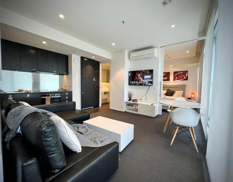 Luxury 2 Bedroom Suite Near Adelaide With A Car Park - Hotel WA 3