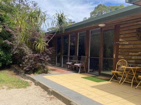Mallacoota Log Cabins - Hotel WA 3
