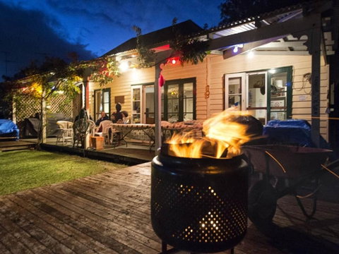 Mandurah Riverfront Holiday Rental - Hotel WA 2