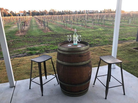 Milawa Vineyard Views - Guesthouse 1 - Hotel WA 1