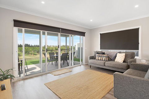 Milawa Vineyard Views - Guesthouse 1 - Hotel WA 3