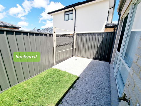 Minta Estate Berwick 4 Bedroom House, No Sharing - Hotel WA 2