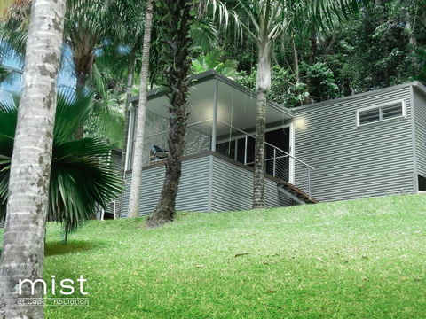 Mist At Cape Tribulation - Hotel WA 3