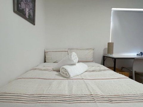 Montrose Double Bed Room Close To City - Hotel WA 3