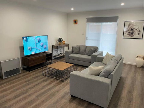 New 3 Bedroom House In Cooma - Hotel WA 0