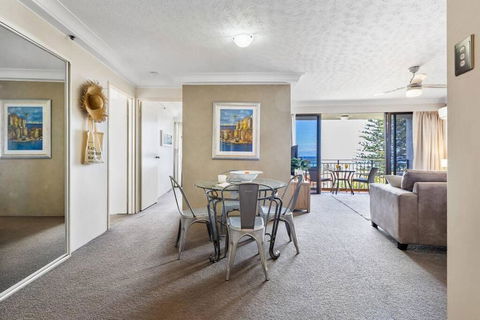 Ocean Breeze At Palm Beach - Hotel WA 3