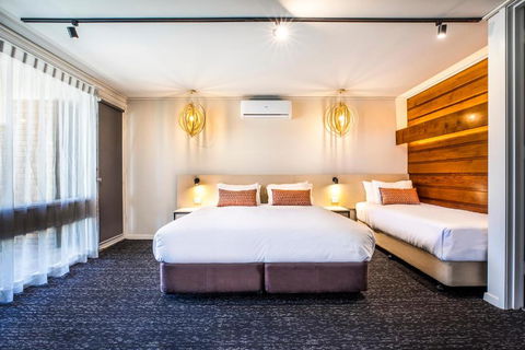 Nightcap At Gateway Hotel - Hotel WA 1