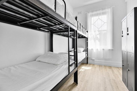 Pad Hostel - Hotel WA 1