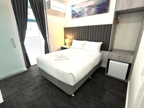 Palace Hotel Proserpine - Hotel WA 3