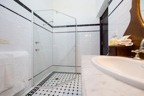 Petersons Armidale Winery And Guesthouse - Hotel WA 3
