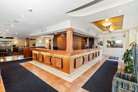 Quality Hotel Parklake Shepparton - Hotel WA 3