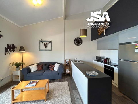 Razorback 6 - Hotel WA 2