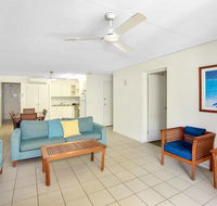 Baden 62 - Rainbow Shores Beach Escape Air con Pool All beds made