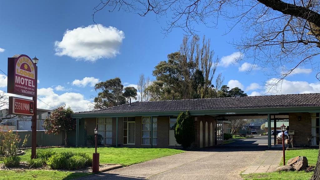 Mount Clear VIC Hotel WA